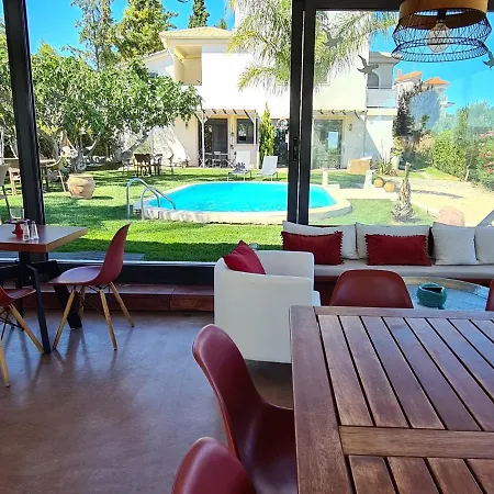 Villa Vravrona Tower & Suites-3
